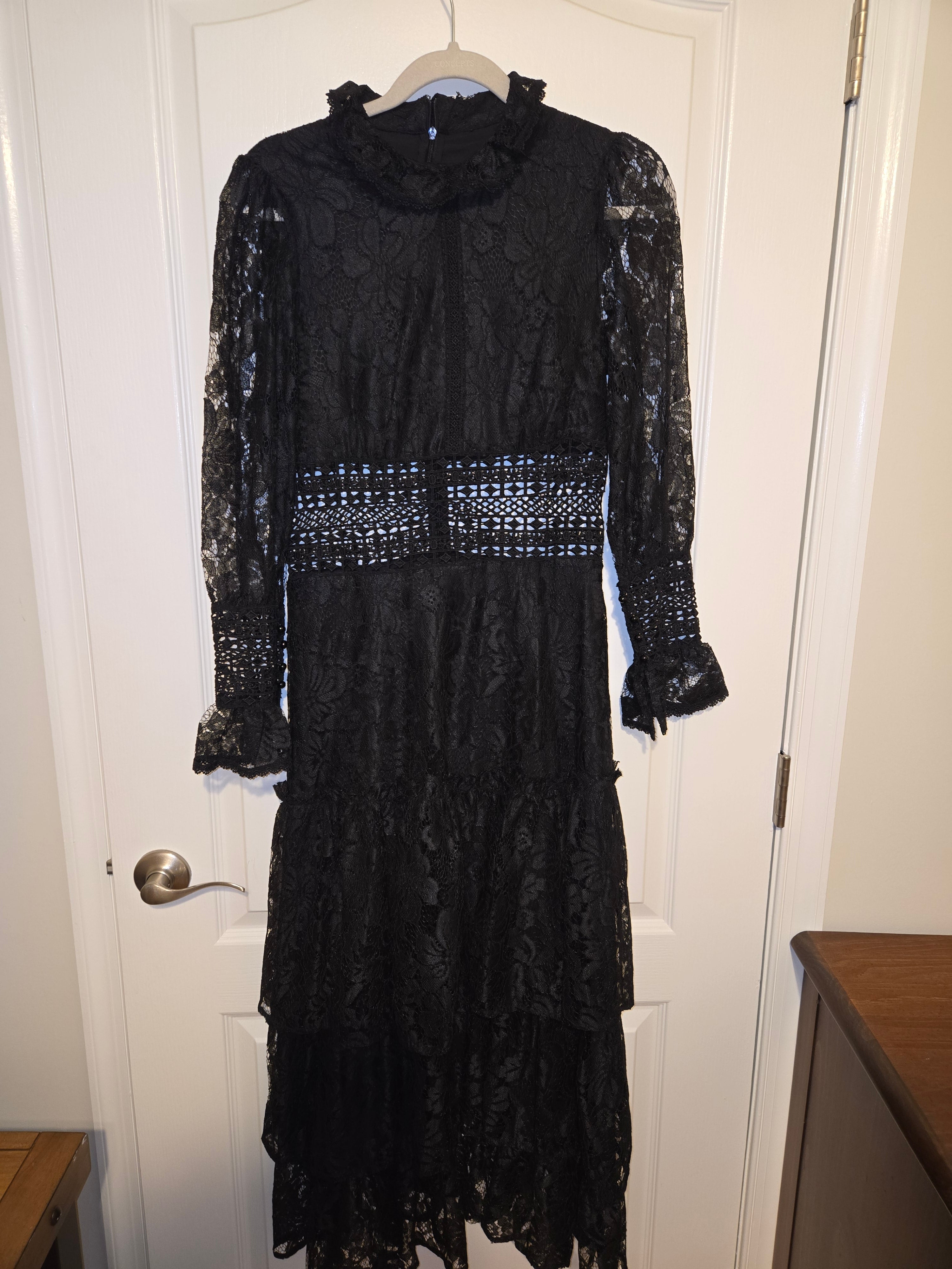 Burryco lace Maxi Dress