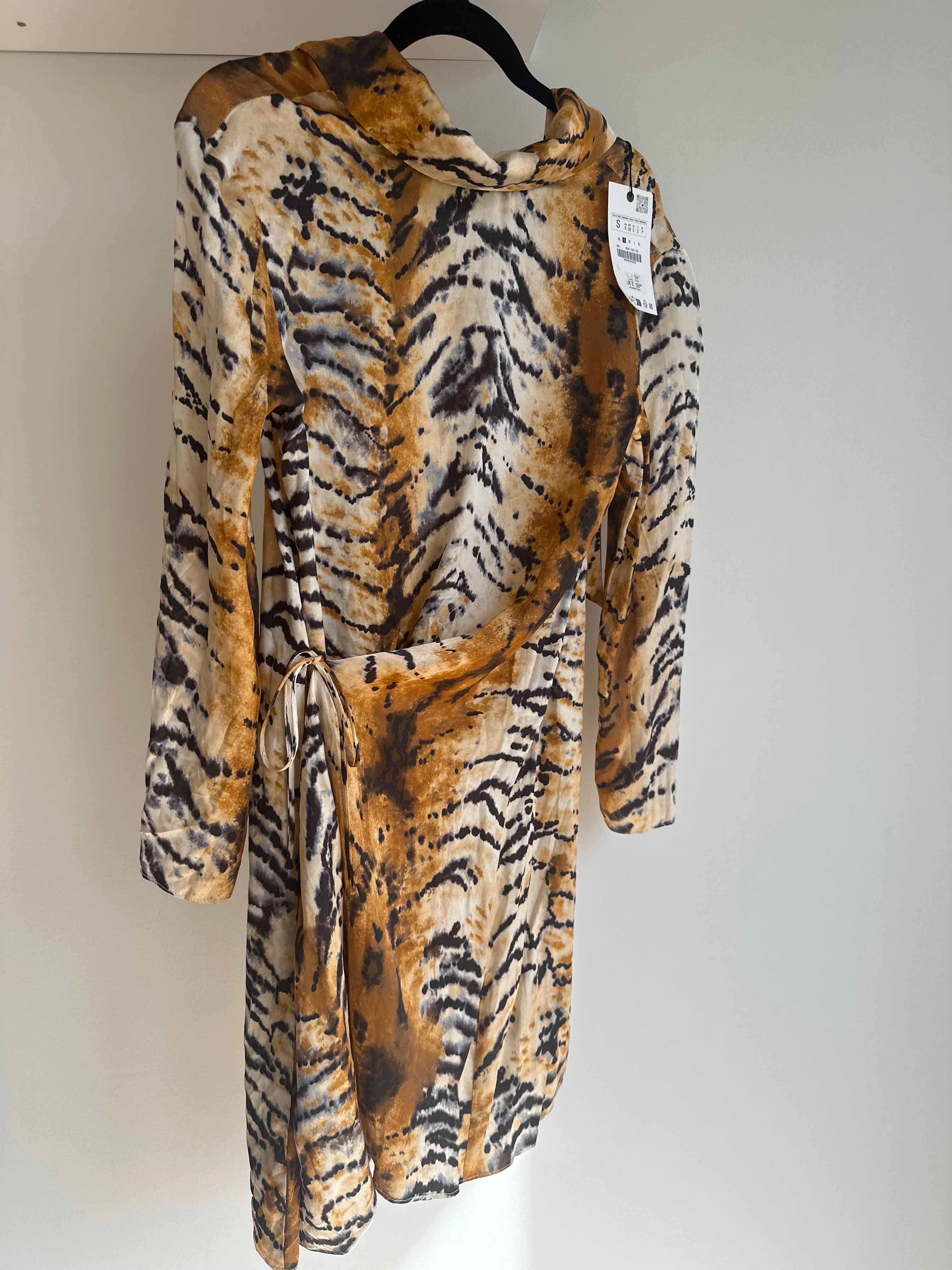 zara animal print dress