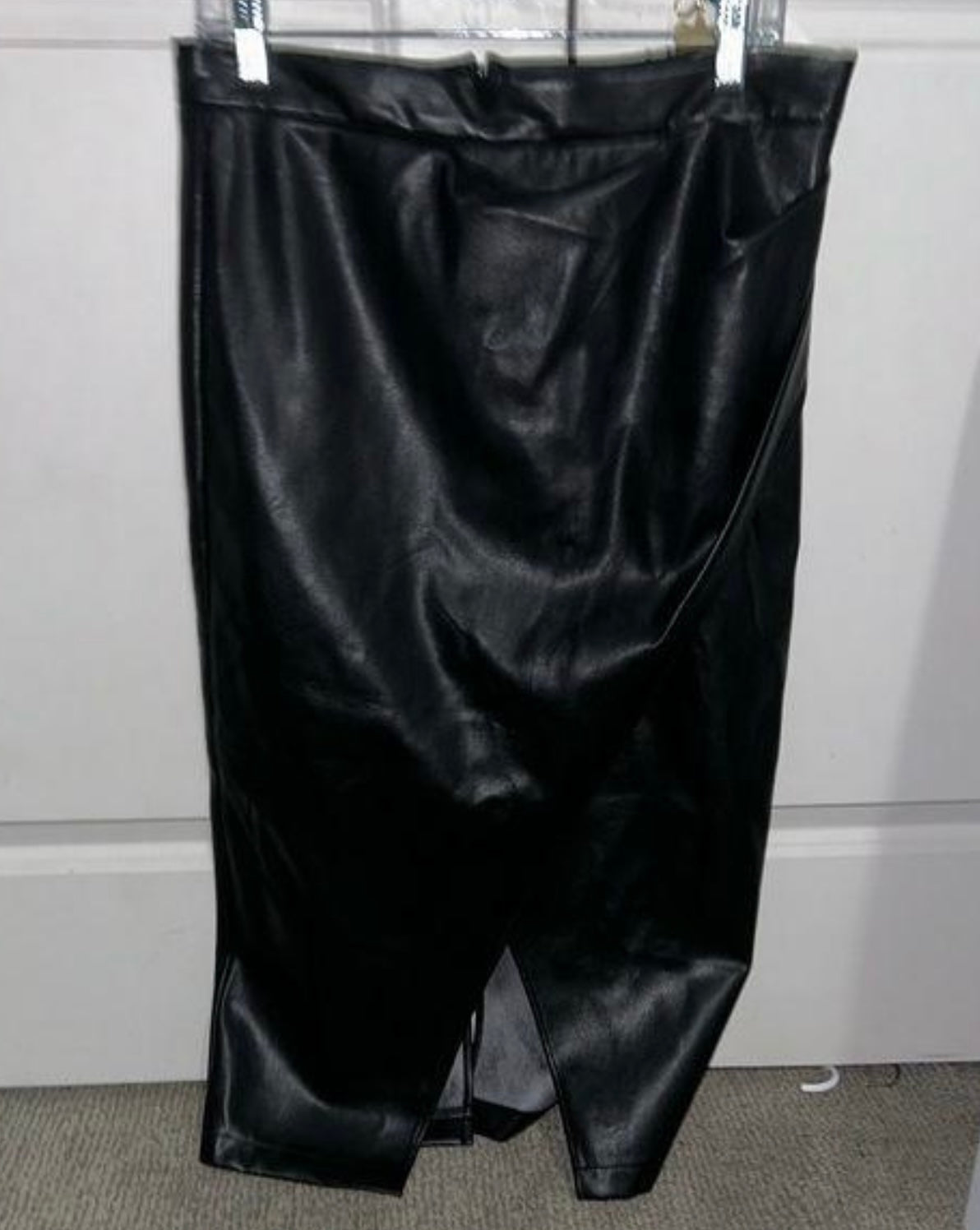 Ellie Tahari Size 12 black skirt New With Tags