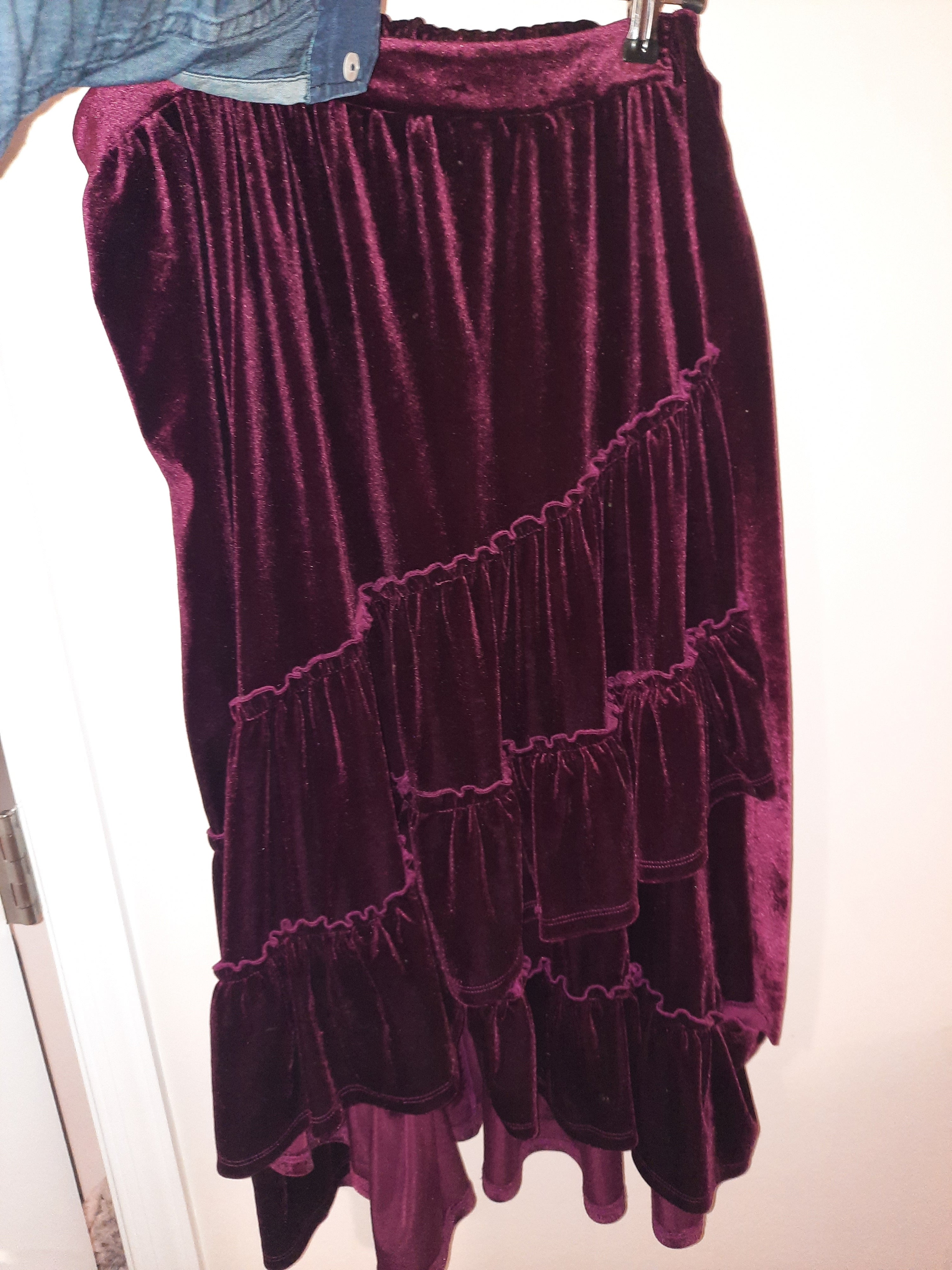 Gorgeous Red maroon velvet High low ruffle winter midi skirt